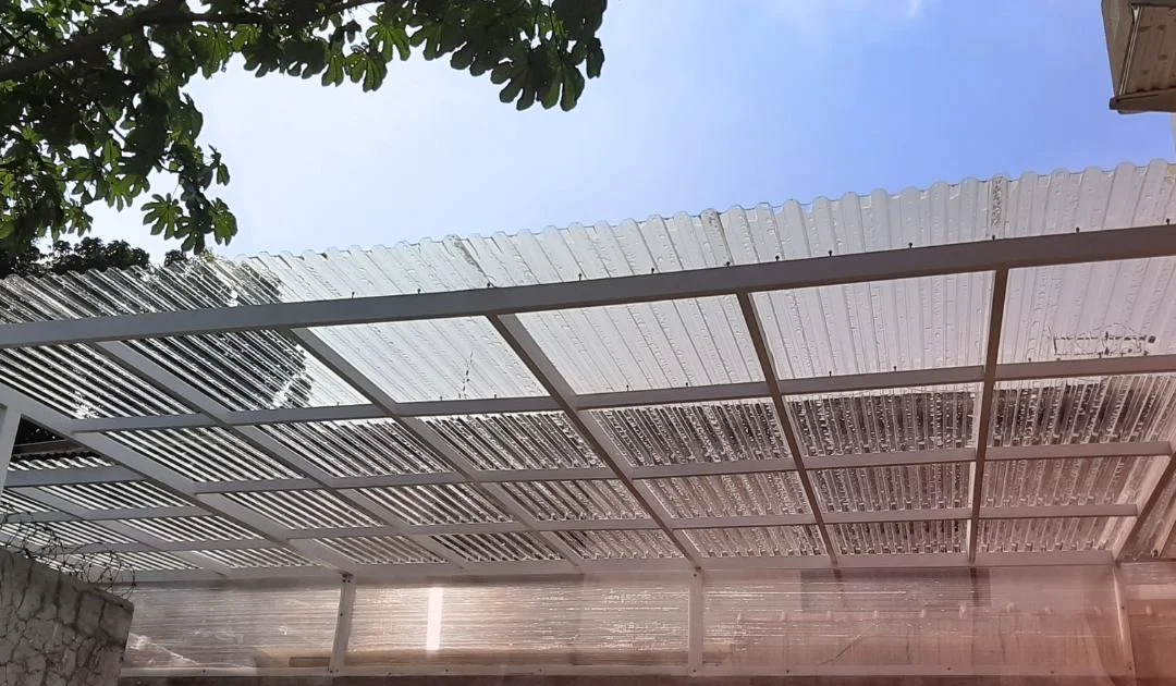 Alasan Mengapa Solartuff Roma Cocok untuk Kanopi Rooftop Anda